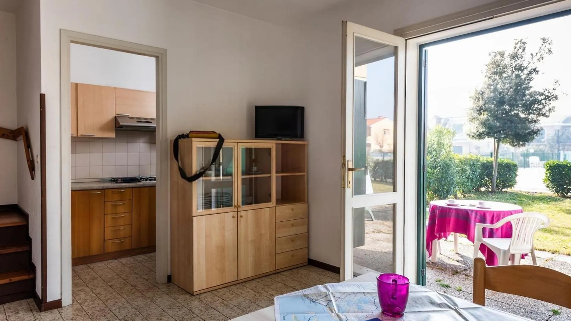 Sunny Villa Escape With Private Garden Bibione 0*,