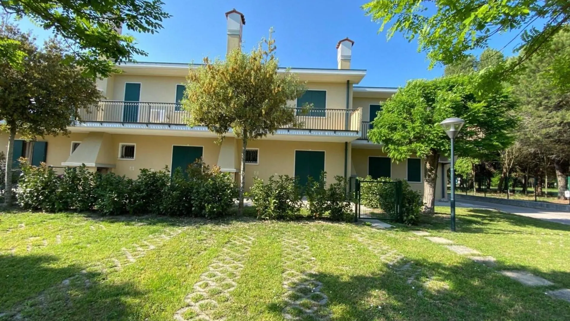 Sunny Villa Escape With Private Garden Bibione 0*,  Italia